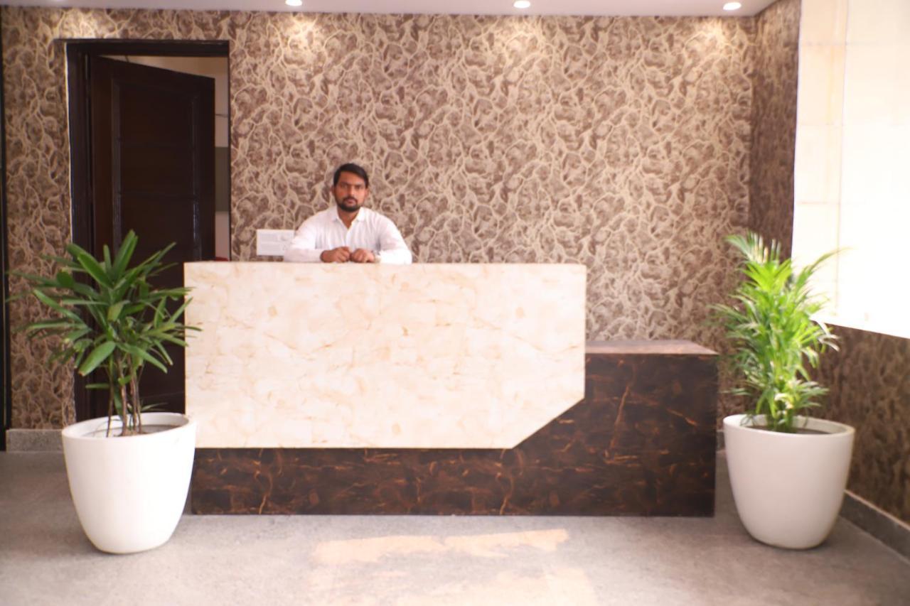 Lyf Corporate Suites - Noida Sector 19 Extérieur photo