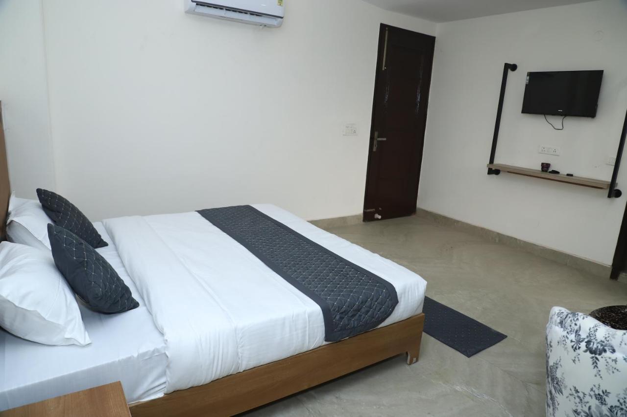 Lyf Corporate Suites - Noida Sector 19 Extérieur photo